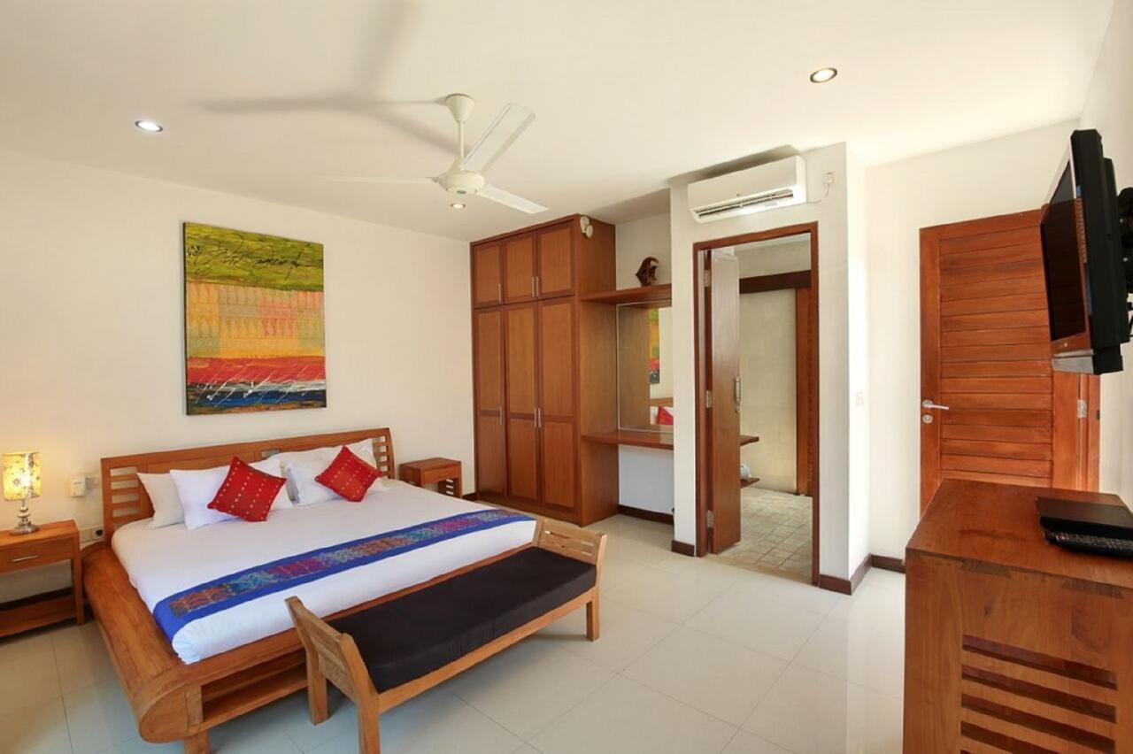Villa Blue Seminyak Exterior foto